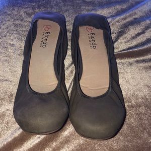 Blondo Becca Waterproof Flats.